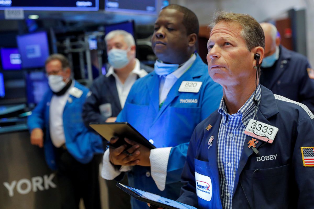 REUTERS: Global equities fall despite positive US data, dollar rises